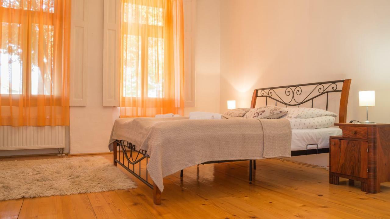 Apartment Tri Mudraca Karanac Экстерьер фото